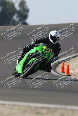 media/Nov-01-2025-TrackDaz (Sat) [[2b4d5192bc]]/B Group/1220pm (Turn 2 Outside)/